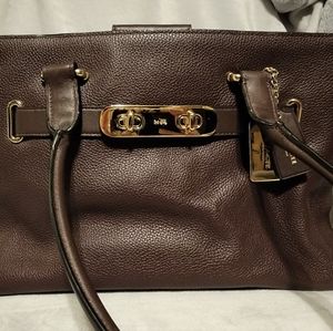 Coach large tote purse burgundy
